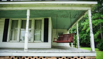 6 Reasons Your Front Porch is Sagging